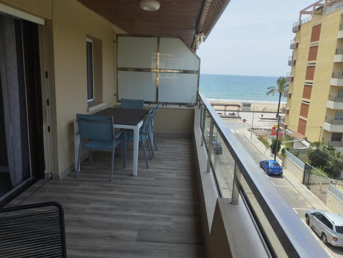 Atico Frente Al Mar Con Parking Para 5 Personas Calafell Extérieur photo